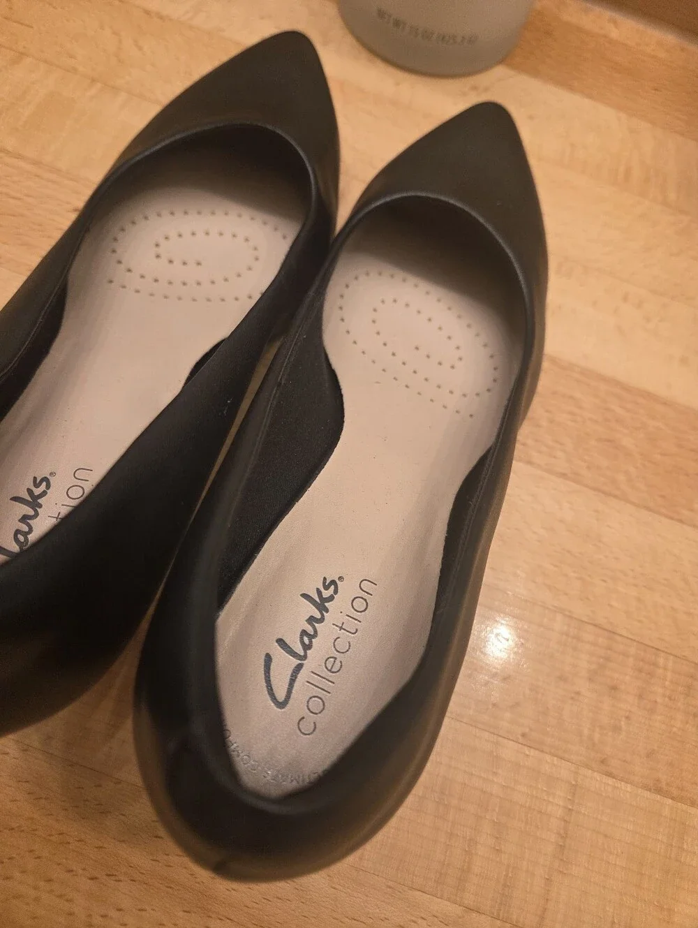 Clarks Linvale Jerica Pumps Black Leather Kitten Heels Women's Size 8